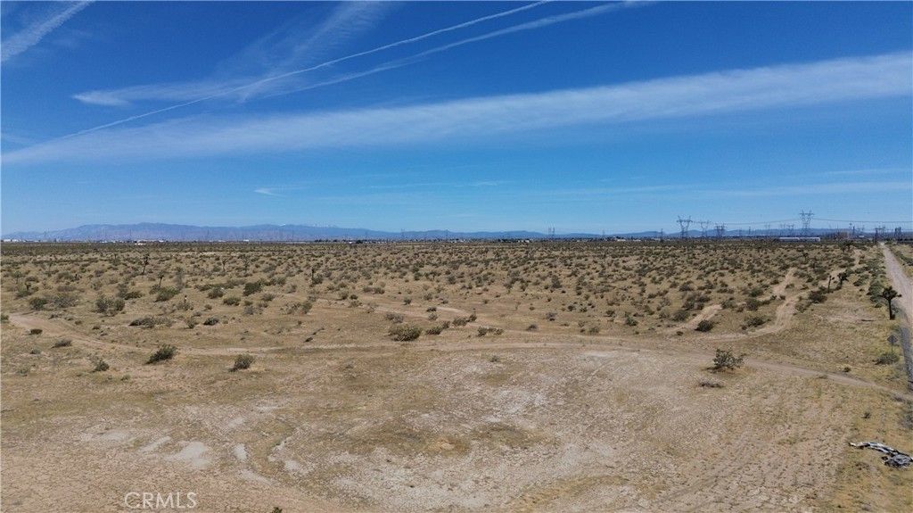 1 Air Expressway, Adelanto, CA 92301