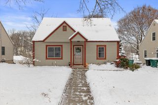 N86W16564 Jacobson DRIVE, Menomonee Falls, WI 53051