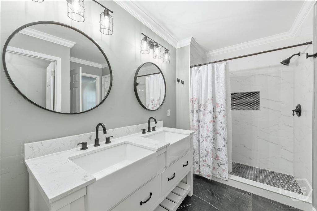 Image 19 of property listing at 14 Bristlecone Court, Savannah, GA 31419