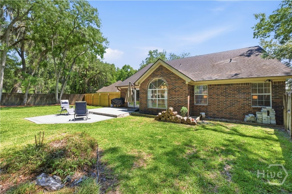 Image 29 of property listing at 14 Bristlecone Court, Savannah, GA 31419