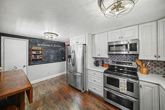 1016 E EMMA STREET, Tampa, FL 33603
