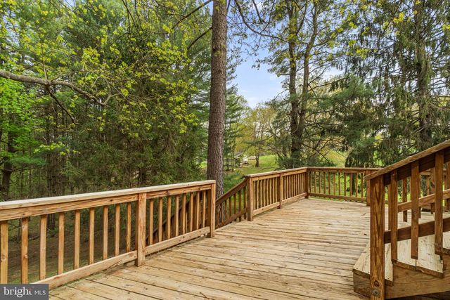 2734 DEER PARK RD, Finksburg, MD 21048