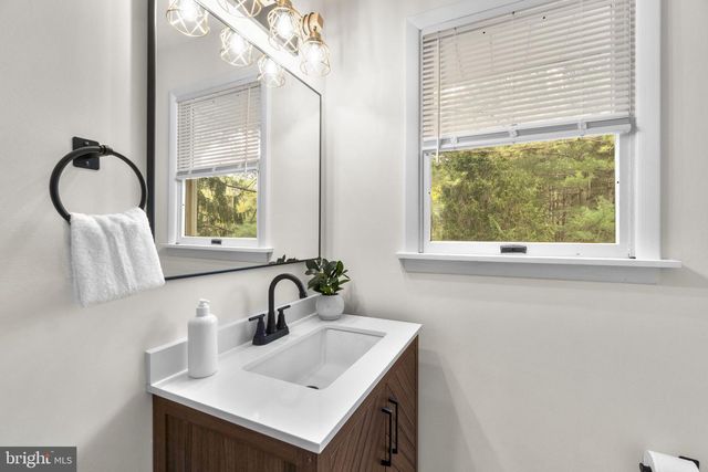 2734 DEER PARK RD, Finksburg, MD 21048