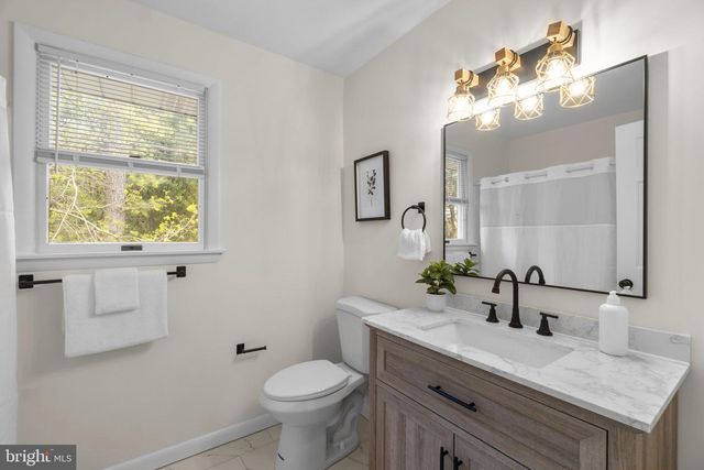 2734 DEER PARK RD, Finksburg, MD 21048