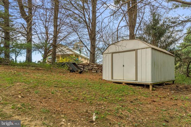 2734 DEER PARK RD, Finksburg, MD 21048