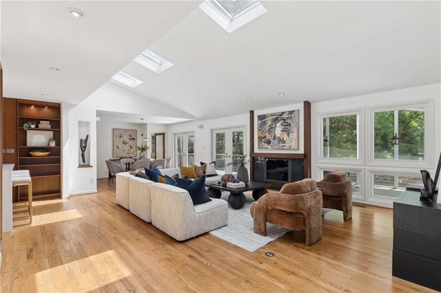 1165 Hopkins Terrace NE, Atlanta, GA 30324