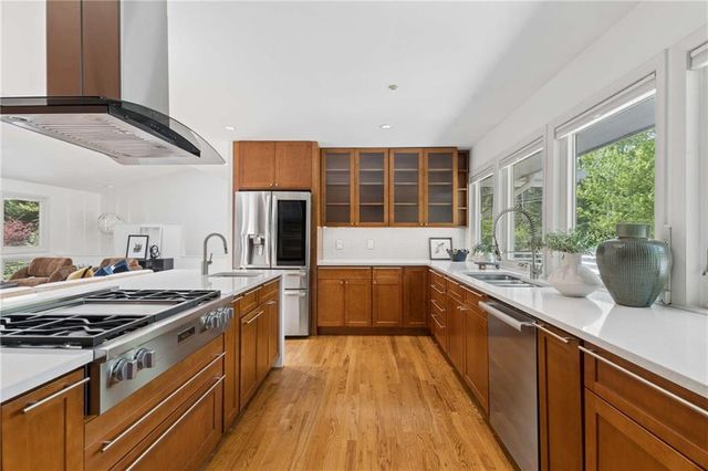 1165 Hopkins Terrace NE, Atlanta, GA 30324