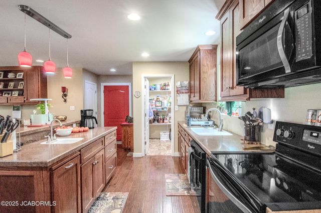 12085 COUNTY RD 4037, Holts Summit, MO 65043