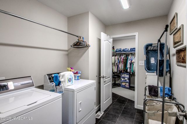 12085 COUNTY RD 4037, Holts Summit, MO 65043