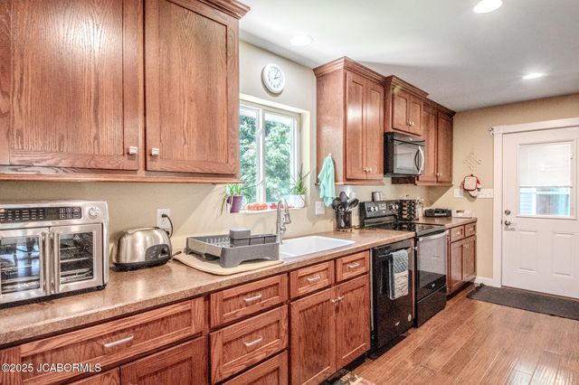 12085 COUNTY RD 4037, Holts Summit, MO 65043