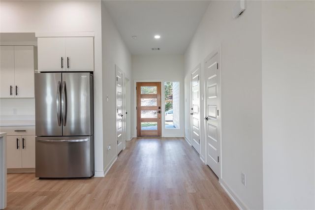 1304 Sailfish Dr, Bay City, TX 77414