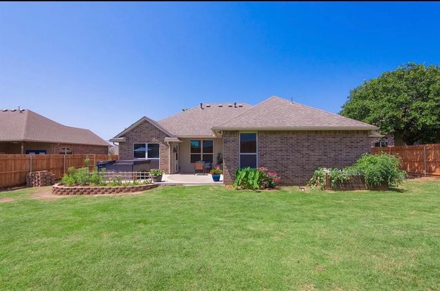 556 Montana Street, Jones, OK 73049