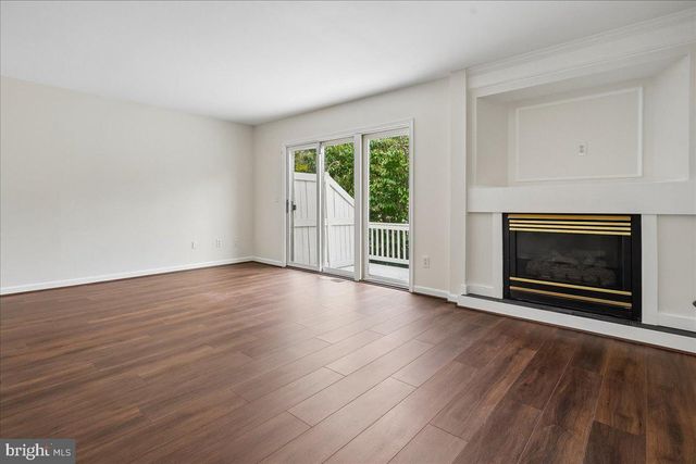 1711 BLUE FLINT CT, Reston, VA 20190