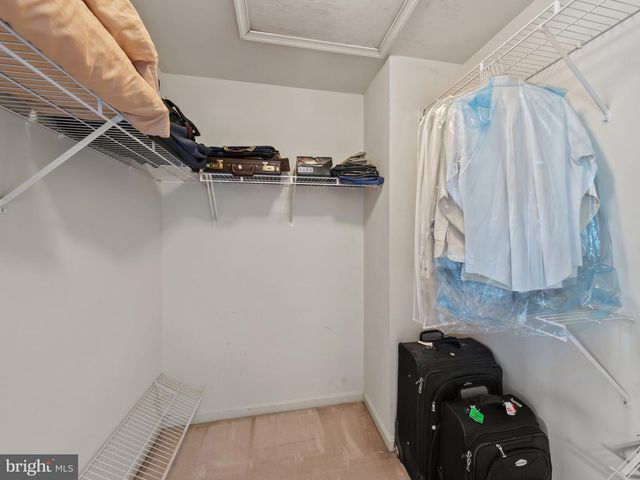 1711 BLUE FLINT CT, Reston, VA 20190