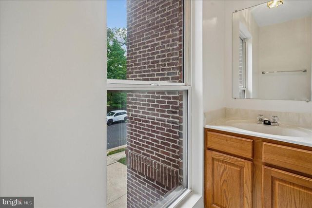 1711 BLUE FLINT CT, Reston, VA 20190