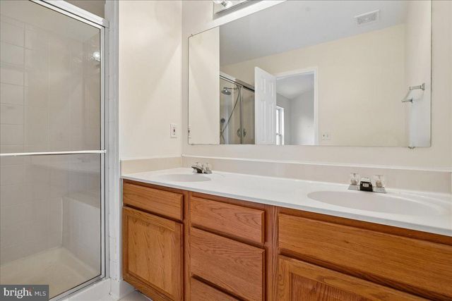 1711 BLUE FLINT CT, Reston, VA 20190