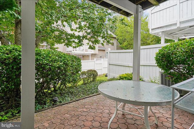 1711 BLUE FLINT CT, Reston, VA 20190