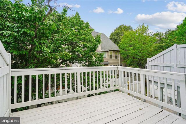 1711 BLUE FLINT CT, Reston, VA 20190