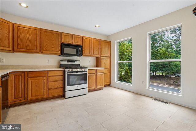 1711 BLUE FLINT CT, Reston, VA 20190