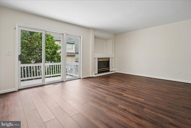 1711 BLUE FLINT CT, Reston, VA 20190
