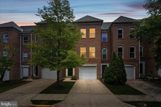 1711 BLUE FLINT CT, Reston, VA 20190