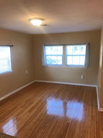 1604 Wilson ST, Bastrop, TX 78602