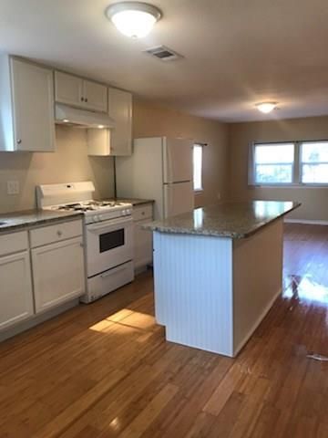 1604 Wilson ST, Bastrop, TX 78602