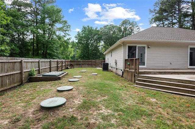 22265 Deep Bottom DR, Carrollton, VA 23314