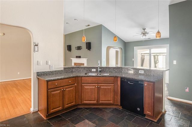 22265 Deep Bottom DR, Carrollton, VA 23314
