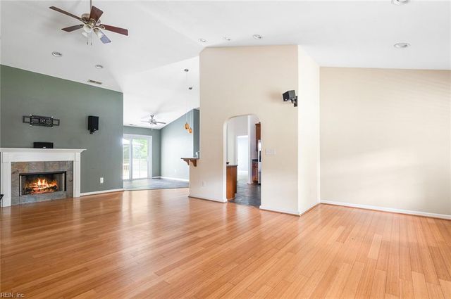 22265 Deep Bottom DR, Carrollton, VA 23314