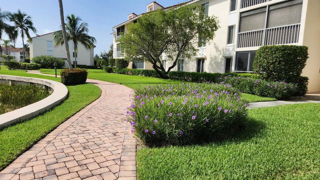 4436 NE Ocean Boulevard E2, Hutchinson Island, FL 34957