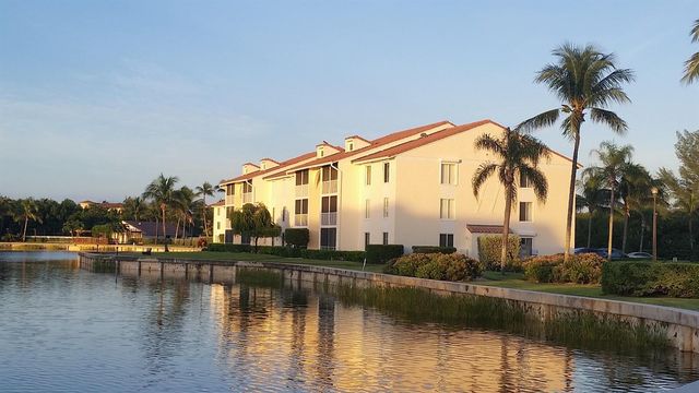 4436 NE Ocean Boulevard E2, Hutchinson Island, FL 34957