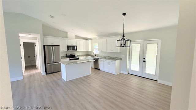 4020 ABERNATHY Avenue, Sebring, FL 33875