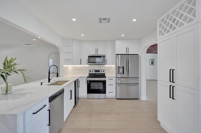 716 S Pine Street, Lake Worth Beach, FL 33460