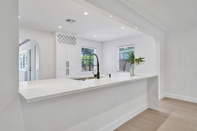 716 S Pine Street, Lake Worth Beach, FL 33460