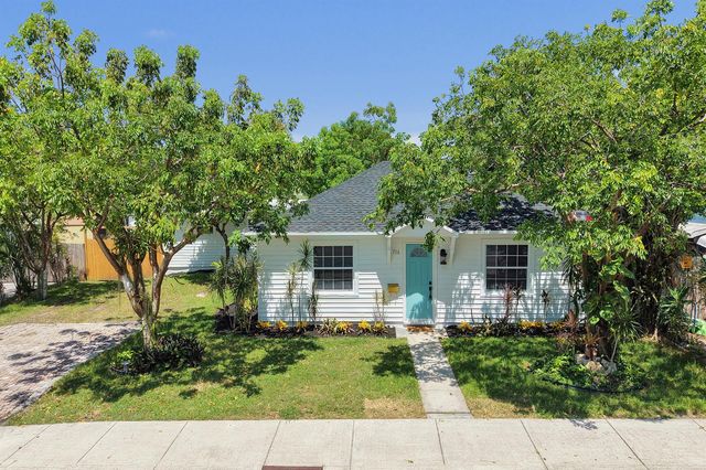 716 S Pine Street, Lake Worth Beach, FL 33460