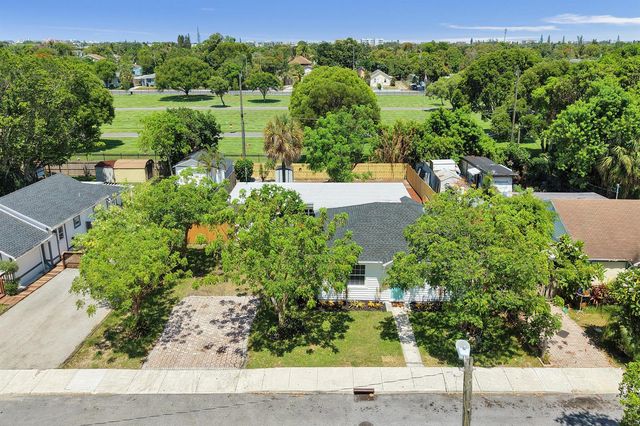 716 S Pine Street, Lake Worth Beach, FL 33460