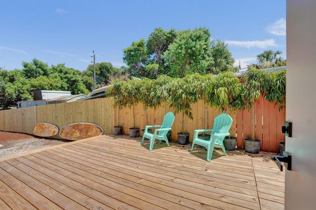 716 S Pine Street, Lake Worth Beach, FL 33460