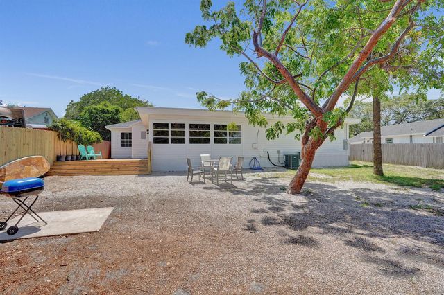 716 S Pine Street, Lake Worth Beach, FL 33460