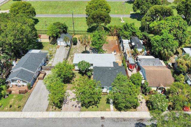 716 S Pine Street, Lake Worth Beach, FL 33460