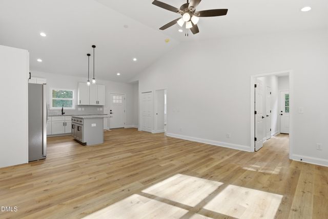 1437 Duggins Drive, Burlington, NC 27217