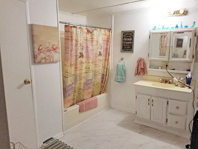 142 Moncks Corner Road, Eutawville, SC 29048