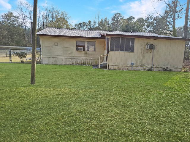 142 Moncks Corner Road, Eutawville, SC 29048