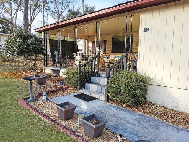 142 Moncks Corner Road, Eutawville, SC 29048
