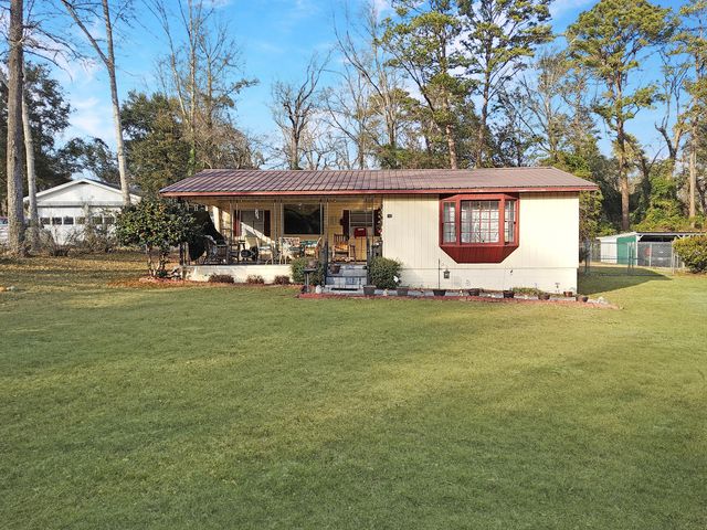 142 Moncks Corner Road, Eutawville, SC 29048