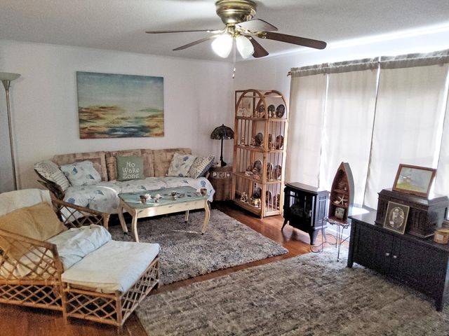 142 Moncks Corner Road, Eutawville, SC 29048