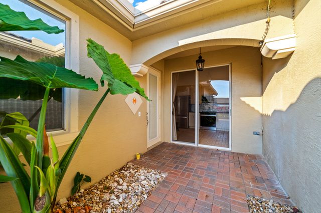 8597 Mangrove Cay, West Palm Beach, FL 33411