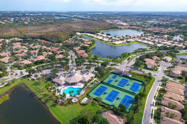 8597 Mangrove Cay, West Palm Beach, FL 33411