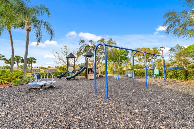 8597 Mangrove Cay, West Palm Beach, FL 33411