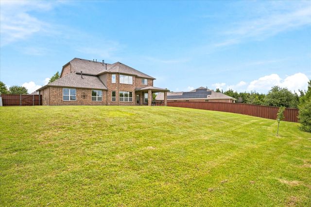 312 Waterford Lane, Sunnyvale, TX 75182